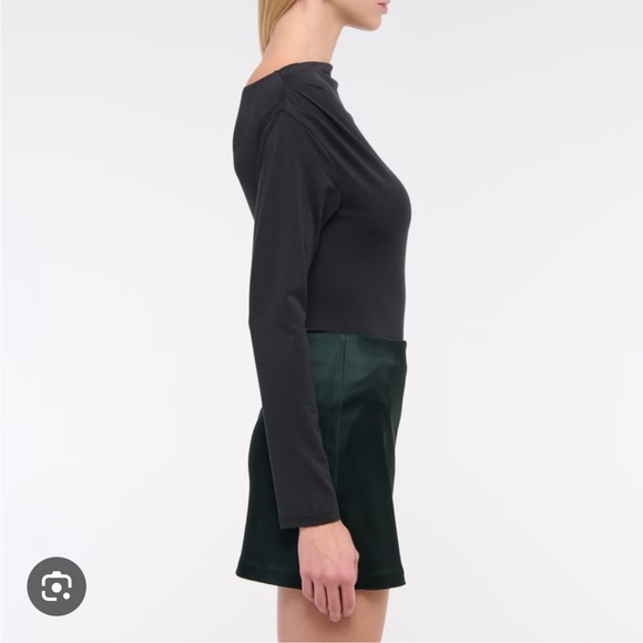 Abercrombie Satin Sculpt Mini Skirt in Dark Green - Picture 4 of 11